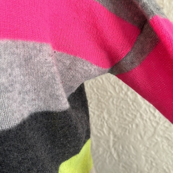 Scott & Scott London Pimicilo Neon Stripe Cashmere Sweater Small Black Gray Pink - Picture 7 of 14